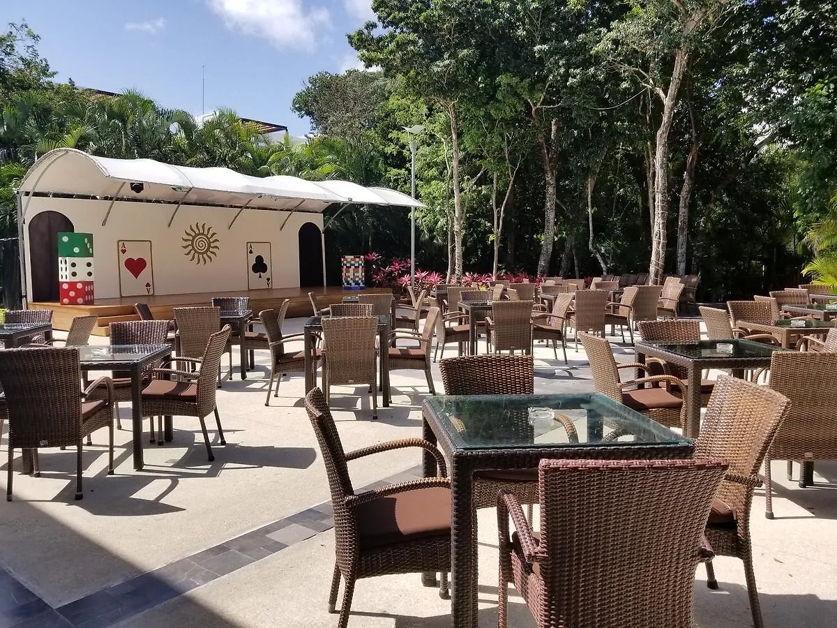 Apartment Tao Condo In Tulum Country Club-Bahia Principe, Screened Corner Balcony, Beach And Golf Club Access Akumal Mexico