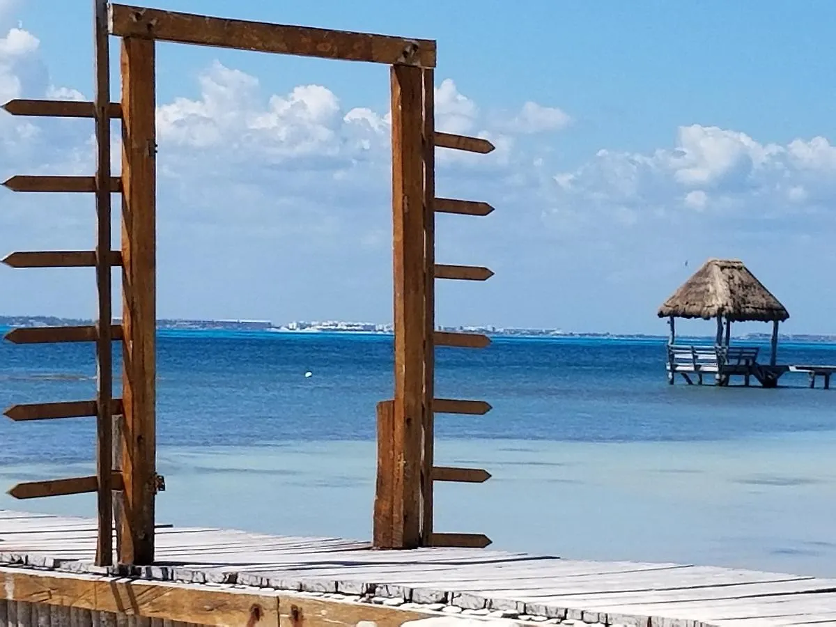 Tao Condo In Tulum Country Club-Bahia Principe, Screened Corner Balcony, Beach And Golf Club Access Akumal Mexico